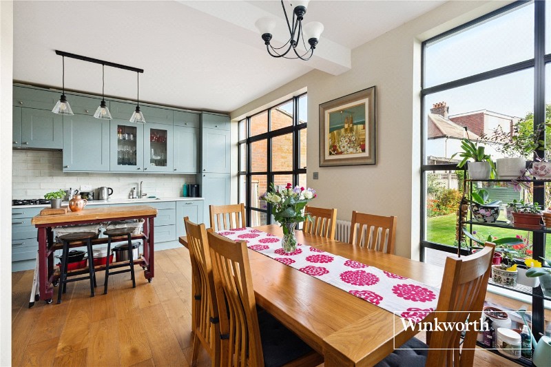 Hervey Close, Finchley, London, N3