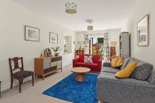Saturn Way, Stratford-upon-Avon, Warwickshire, CV37