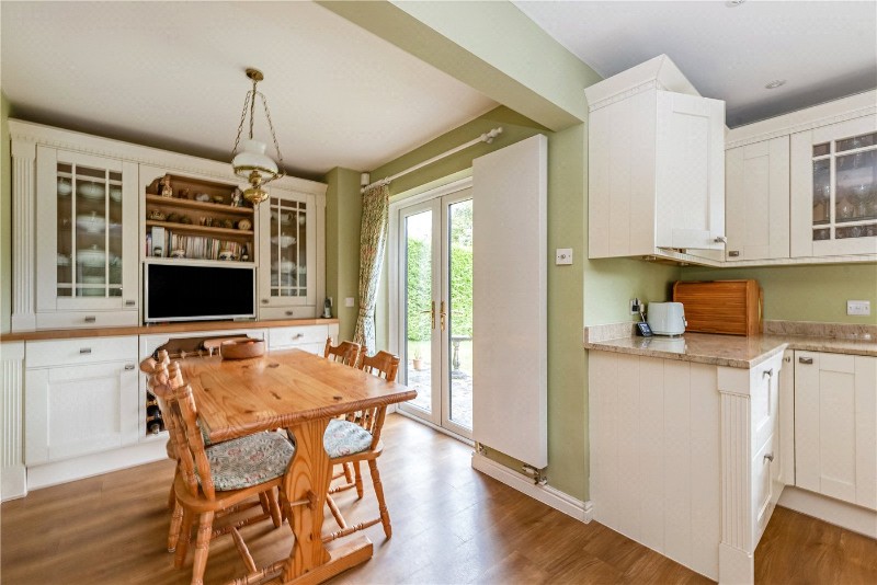 Parsonage Close, Petersfield, Hampshire, GU32