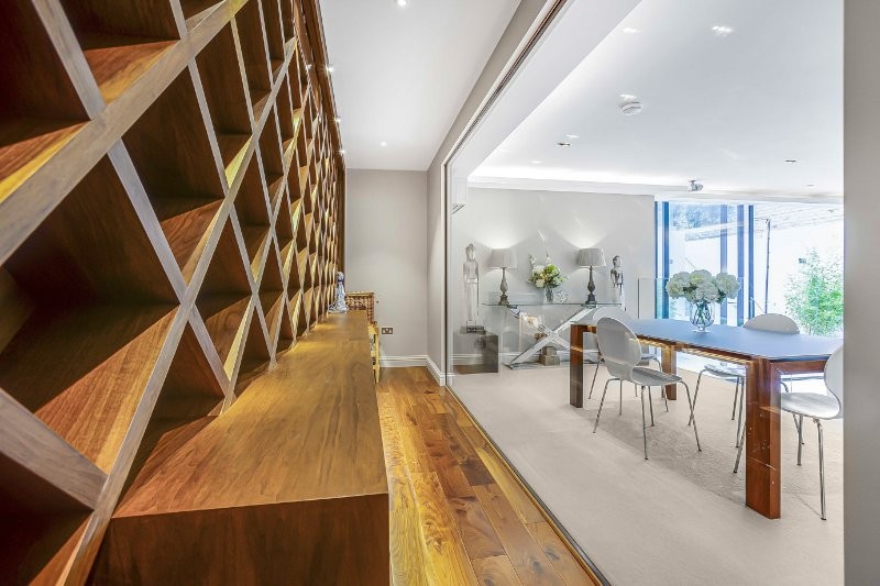 Castelnau, Barnes, London, SW13