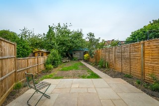 Doyle Gardens, London, NW10