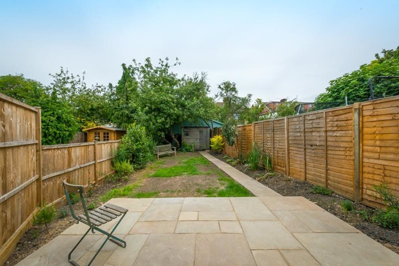 Doyle Gardens, London, NW10
