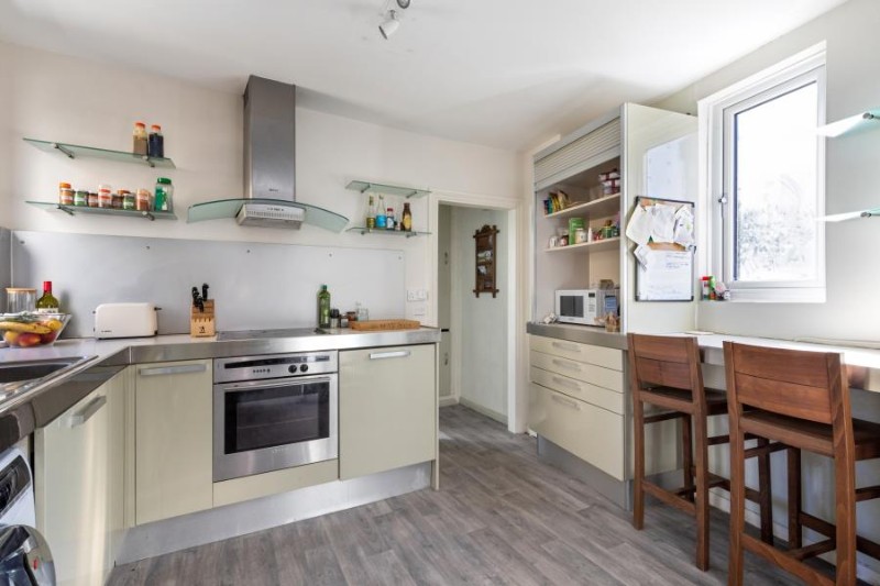 Tregothnan Road, SW9