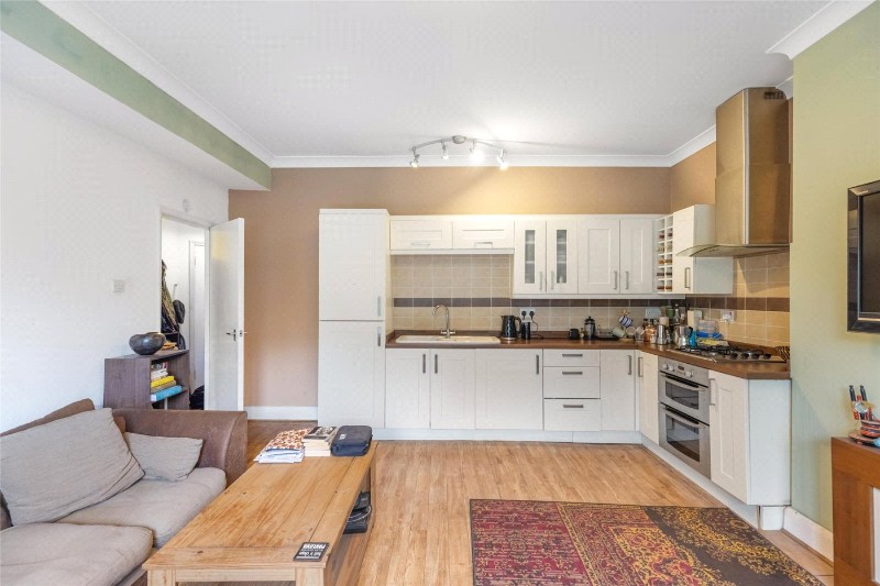 Thicket Road, London, SE20