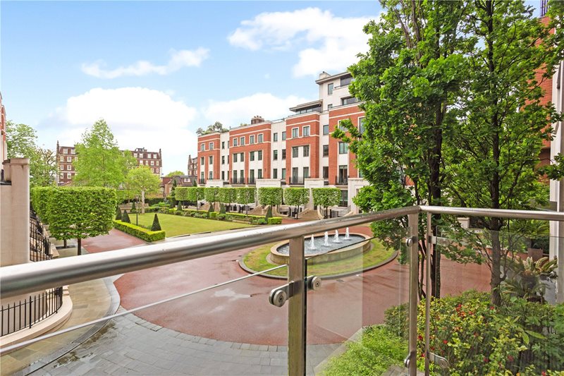 Thornwood Gardens, Kensington, London, W8