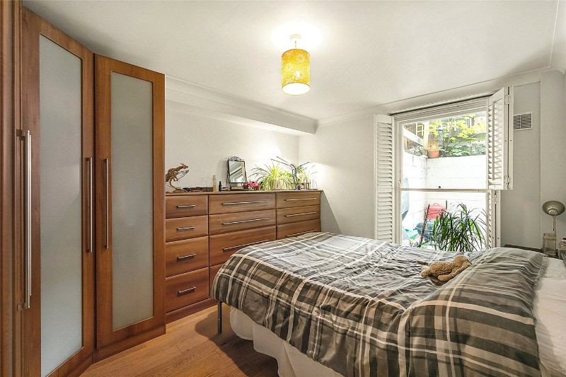 Werter Road, London, SW15