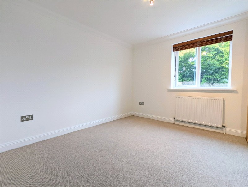 Pineview, 10 Earle Road, Bournemouth, Dorset, BH4