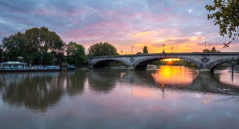 Kew Bridge Road, Brentford, TW8