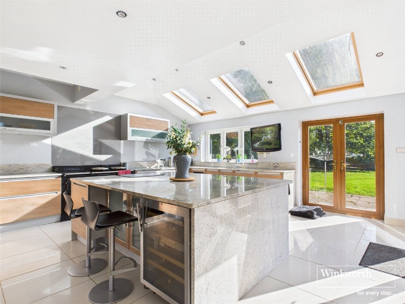 St. Annes Drive, Wokingham, Berkshire, RG40