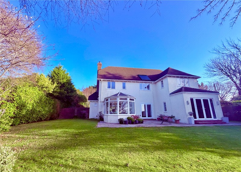 Blackbush Road, Milford on Sea, Lymington, Hampshire, SO41