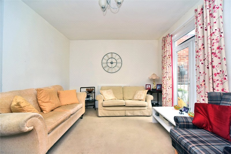 Cranfield Road West, Carshalton, SM5