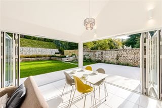 Merritts Meadow, Petersfield, GU31