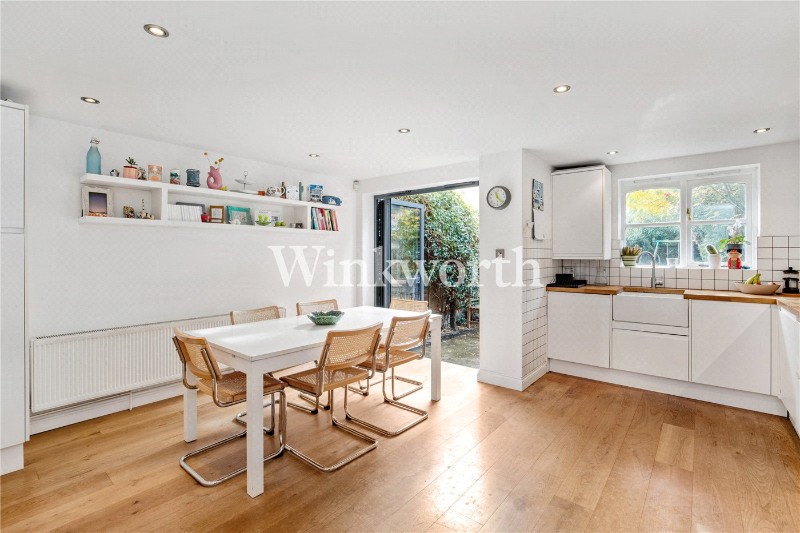 Westminster Drive, London, N13