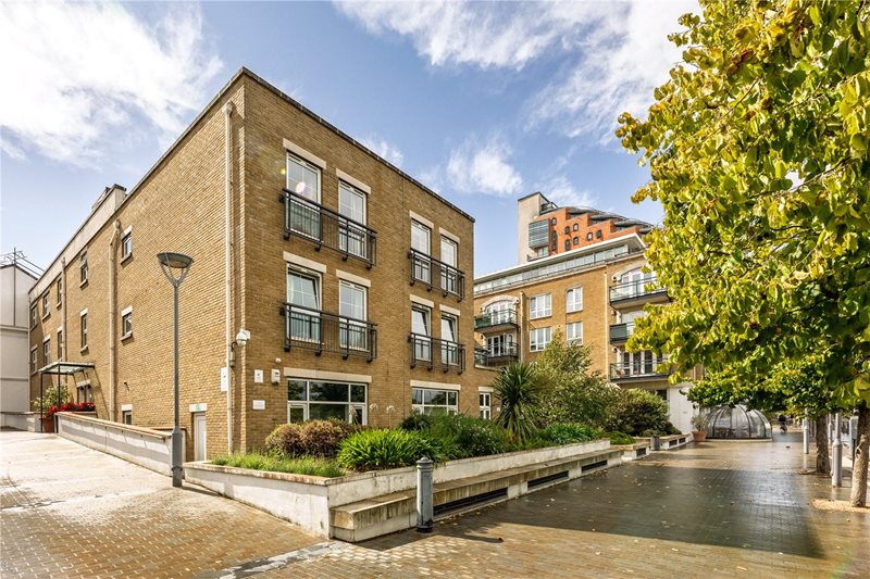 Putney Wharf, 28 Brewhouse Lane, London, SW15