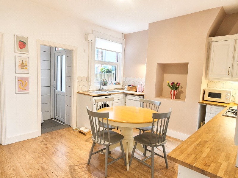 Welbeck Road, East Barnet, EN4