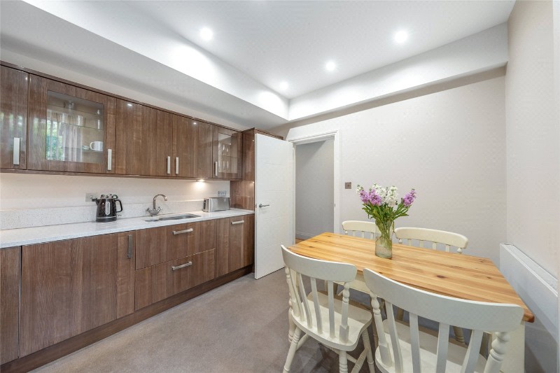 Ashworth Mansions, Elgin Avenue, London, W9