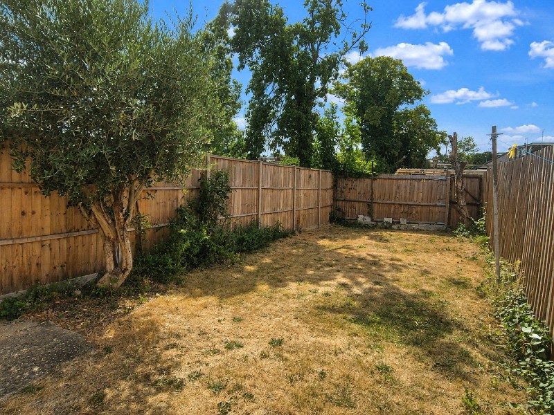Amberley House, Warwick Road, New Barnet, EN5