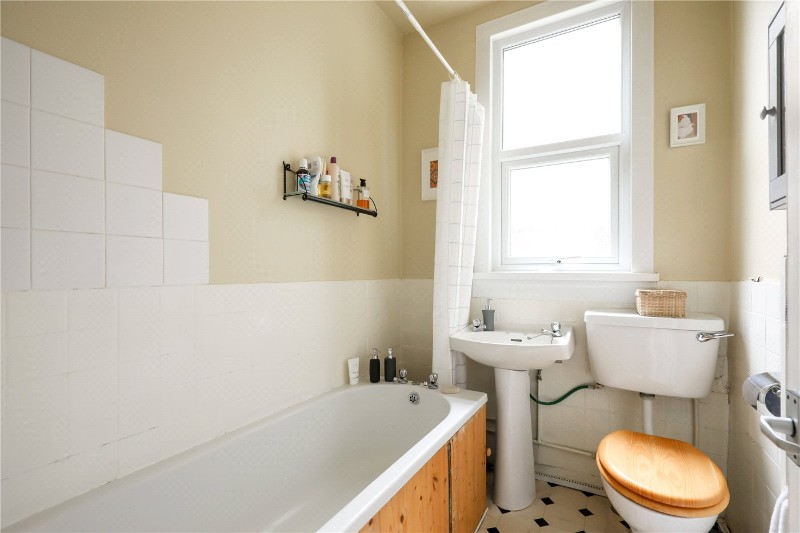 Stuart Road, London, W3