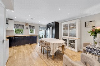 Abinger Mews, London, W9