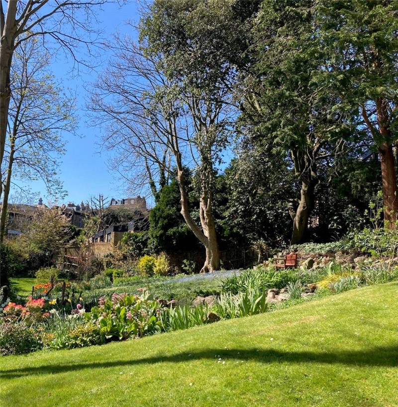 Southwood Heights, Southwood Lawn Road, London, N6