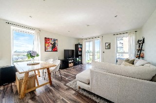 Apple Yard, London, SE20