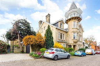 Castlebar Hill, London, UK, W5