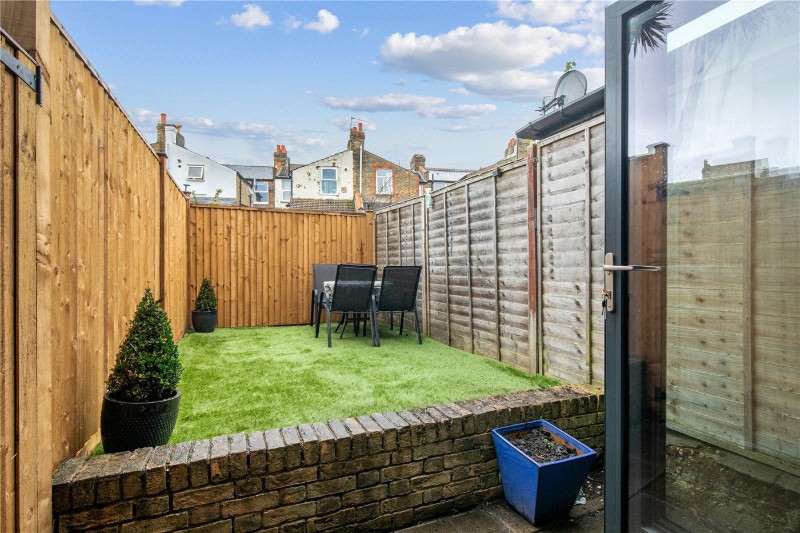 Gilbey Road, London, SW17