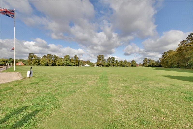 Parade Ground Path, Woolwich, London, SE18