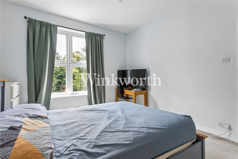 Eaton Park Road, London, N13