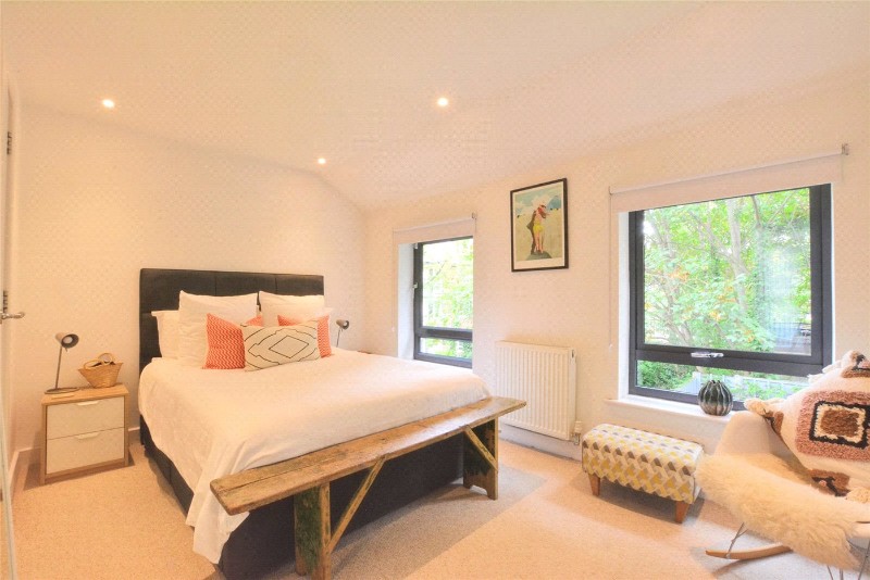 Holly Bush Row, Dermody Road, Hither Green, London, SE13