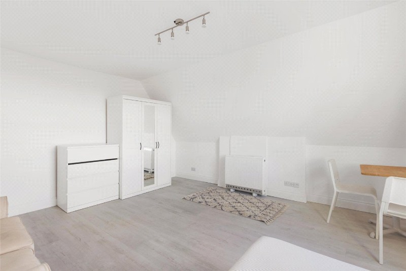 Gatestone Road, London, SE19