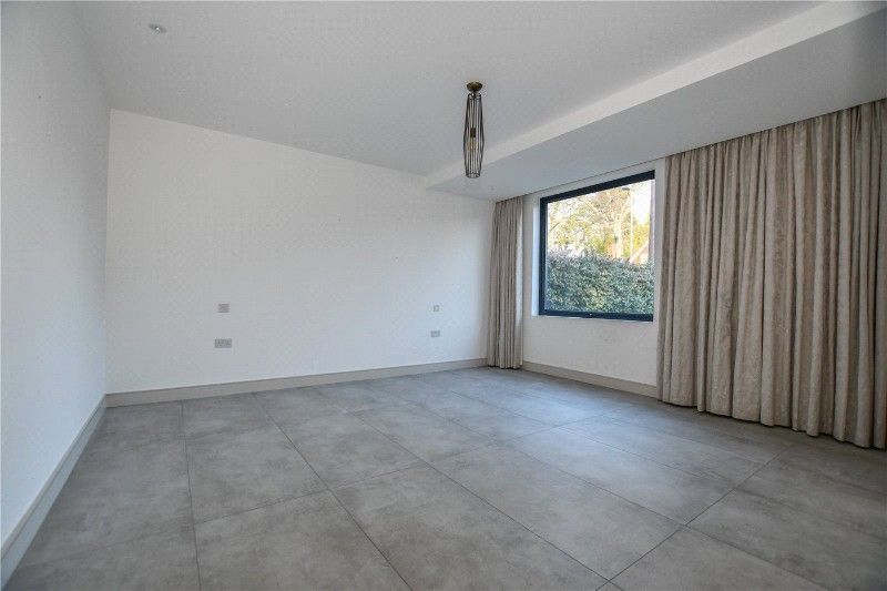 New Wokingham Road, Crowthorne, Berkshire, RG45