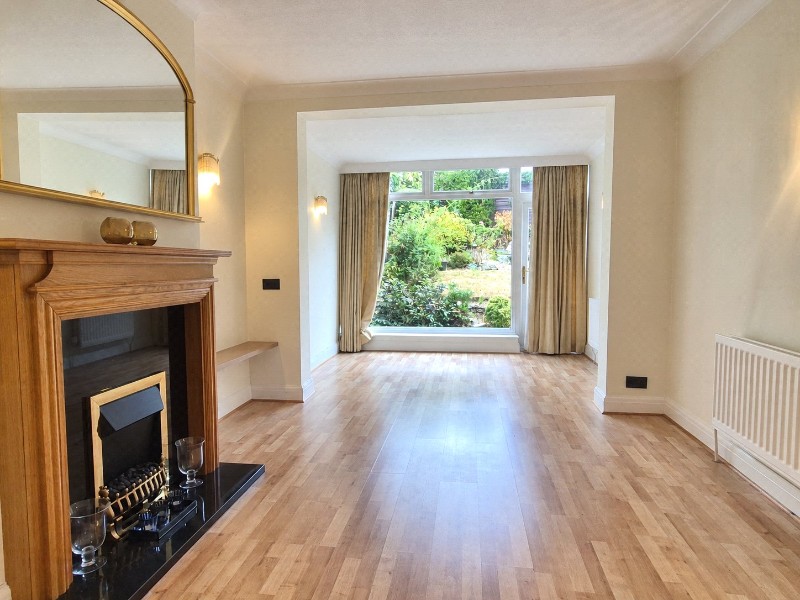 East Walk, East Barnet, EN4