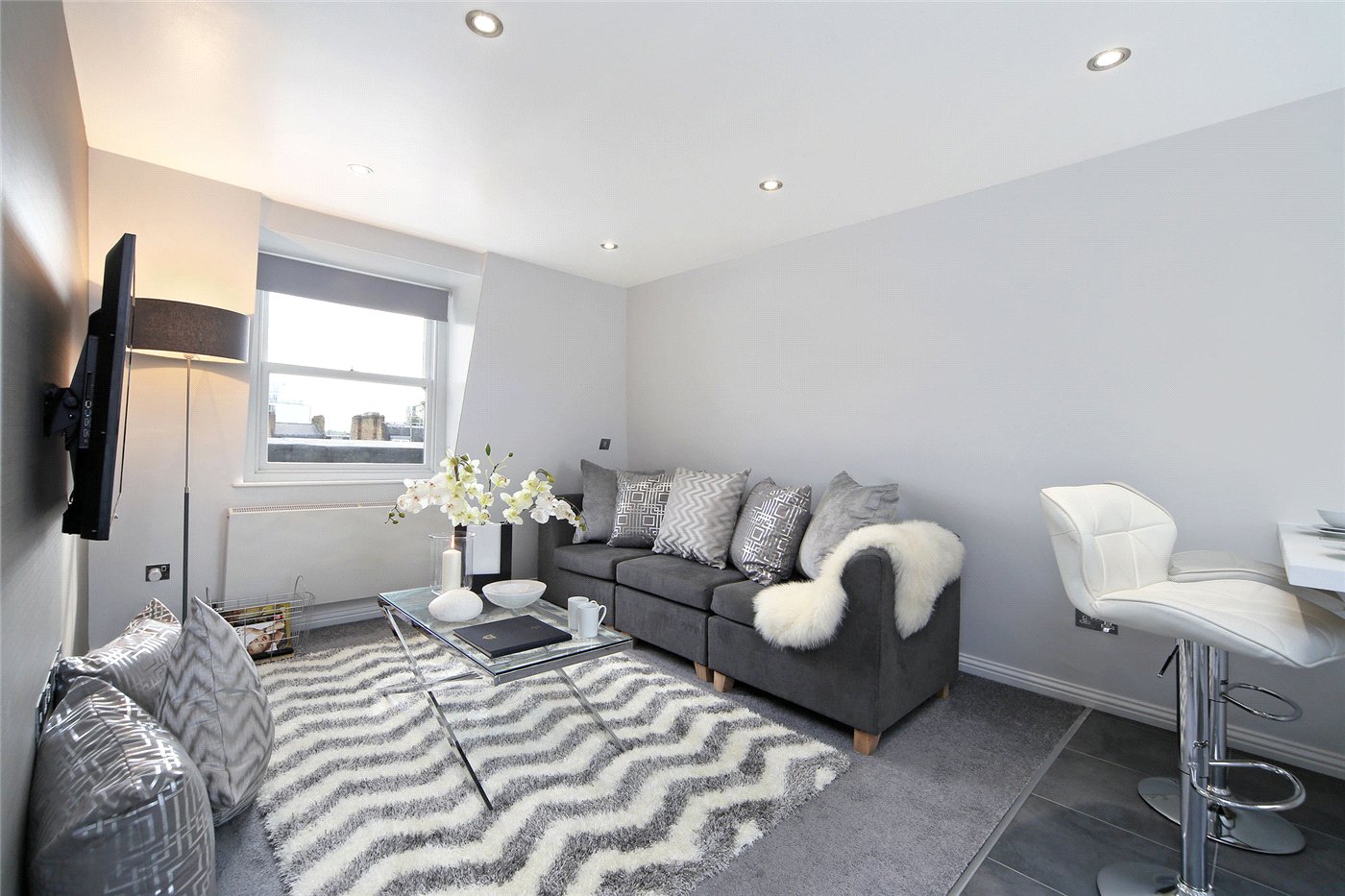 Gloucester Street, London, SW1V