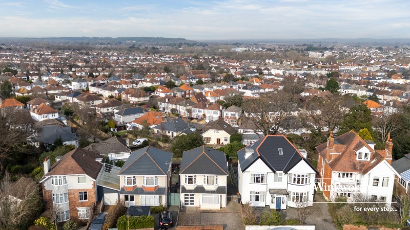 Guildhill Road, Bournemouth, BH6