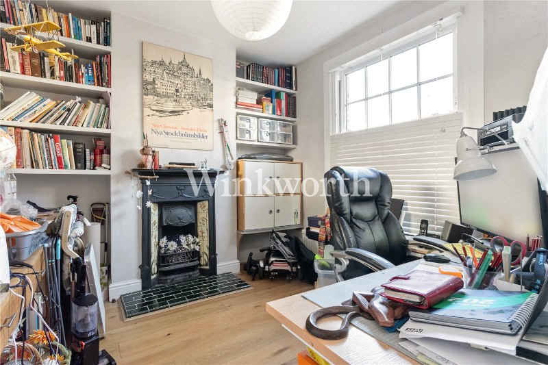 Darwin Road, London, N22