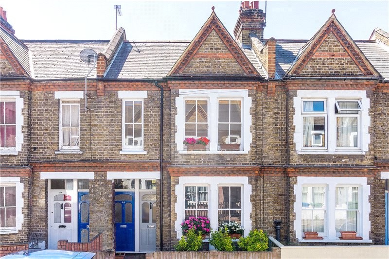 2 bedroom property for sale in Aylesbury Road, Walworth, SE17 £449,950