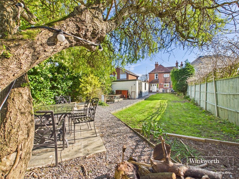 Bath Road, Thatcham, Berkshire, RG18