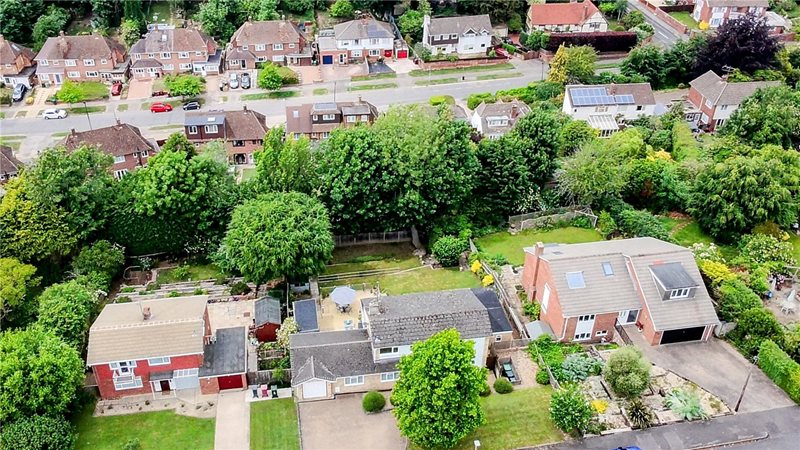 Sheep Walk, Emmer Green, Reading, Berkshire, RG4