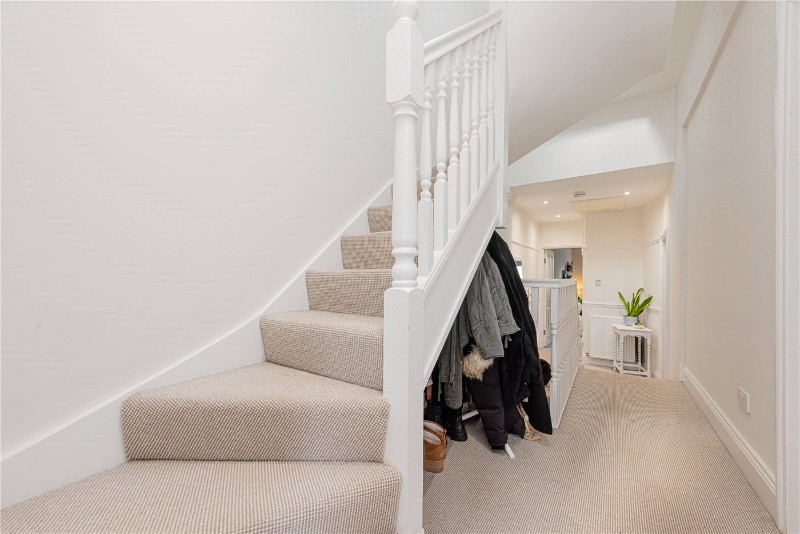 Wrentham Avenue, London, NW10