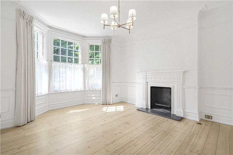 Melville Road, Barnes, London, SW13