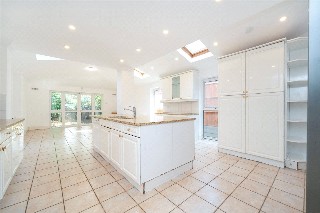 Johns Avenue, London, NW4