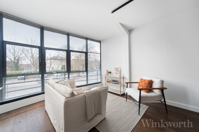 Frobisher Place, London, SE15