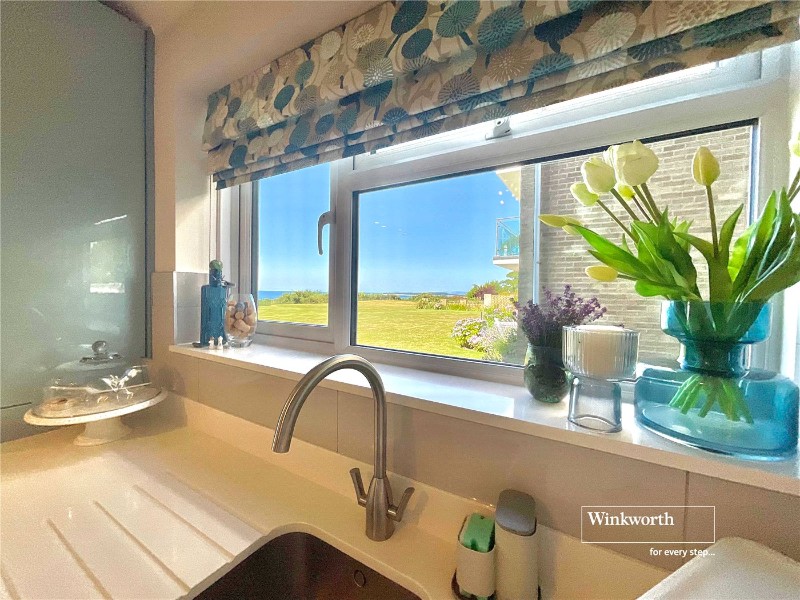 Arundel Way, Highcliffe, Christchurch, BH23