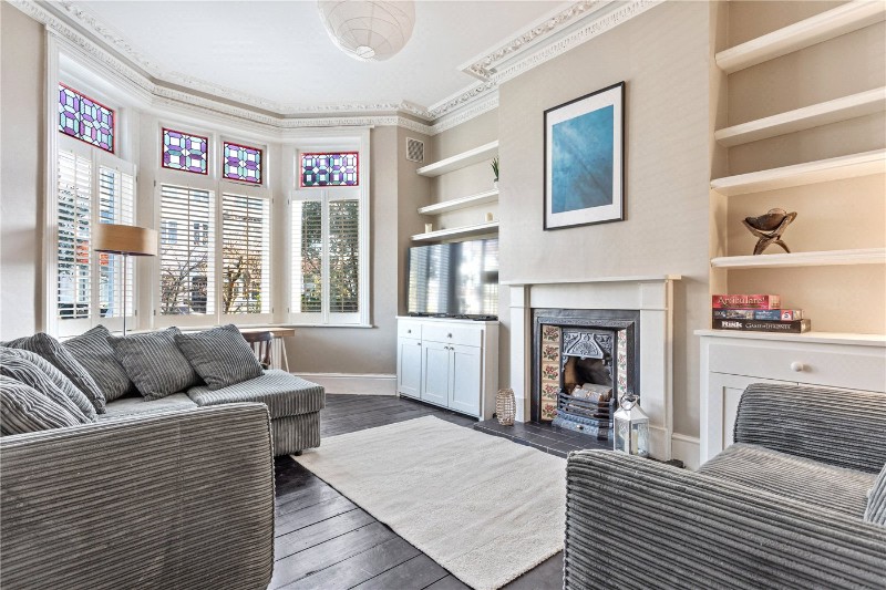 Salford Road, London, SW2