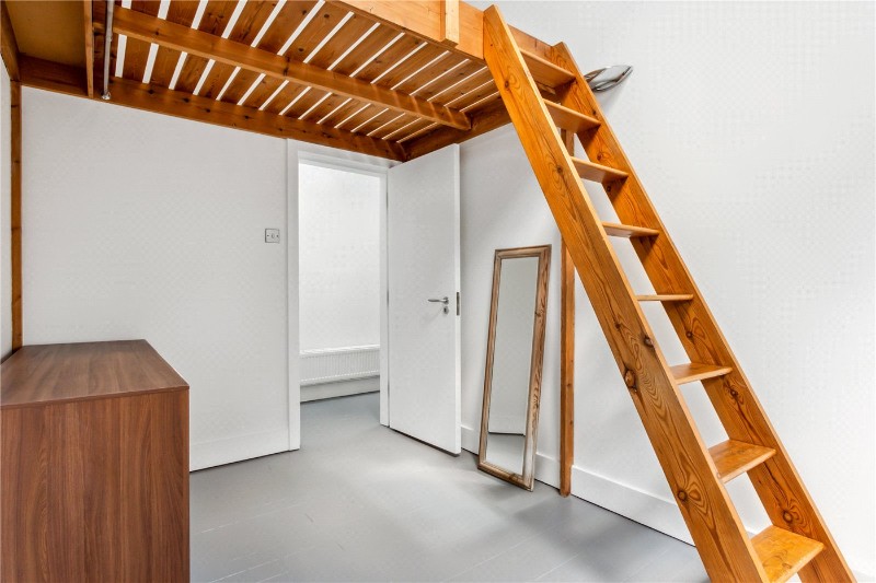 Bradbury Mews, London, N16
