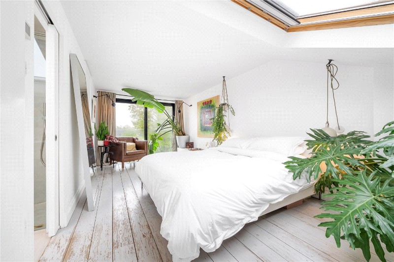 Crystal Palace Road, East Dulwich, London, SE22