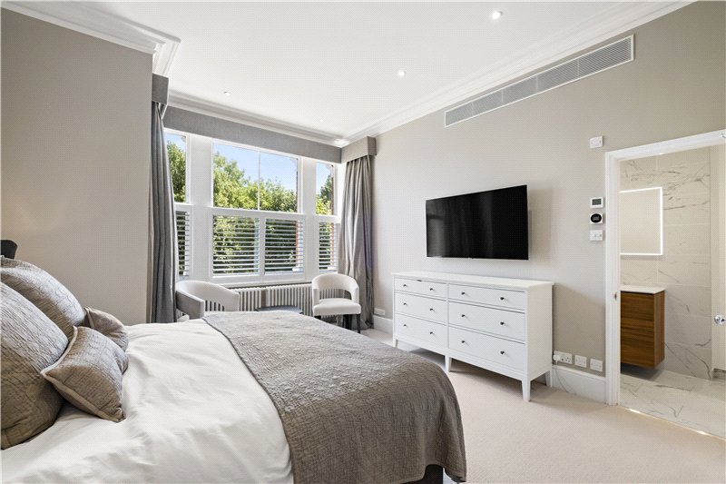 Castelnau, Barnes, London, SW13
