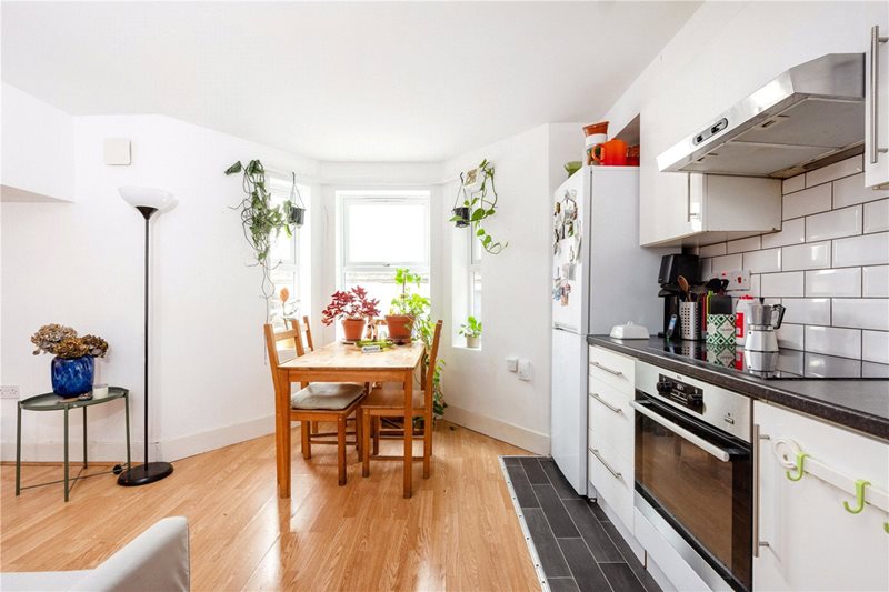 Narford Road, London, E5