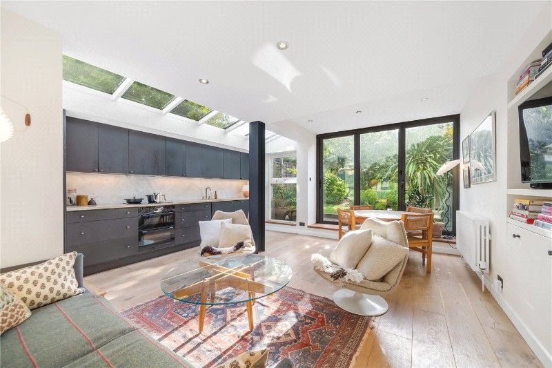 Crystal Palace Road, East Dulwich, London, SE22